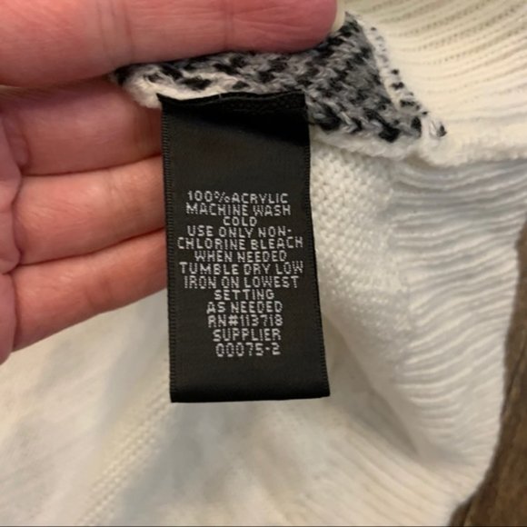 Nicole Miller XS Ivory Leopard Print Sweater 1408 - Picture 4 of 6